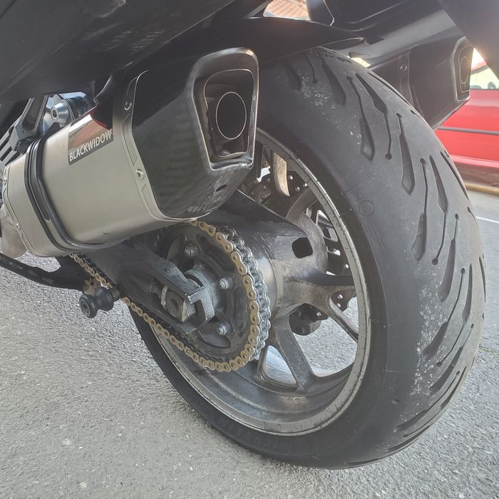 Kawasaki zzr 1400