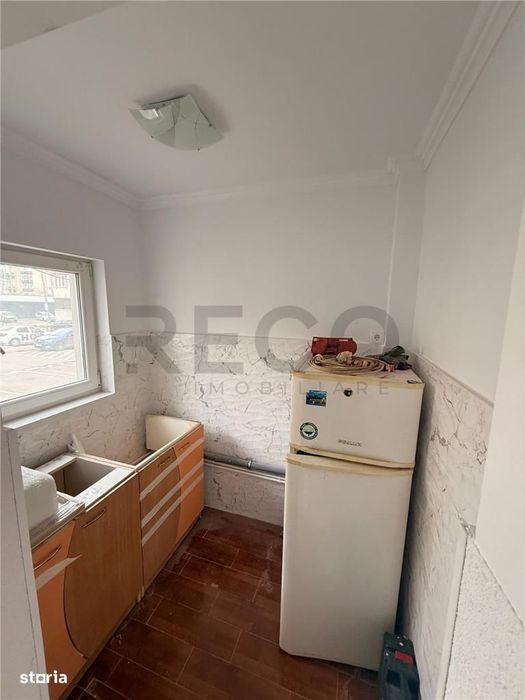 RECO Garsoniera complet renovata, parter, cu spatiu generos de depozit