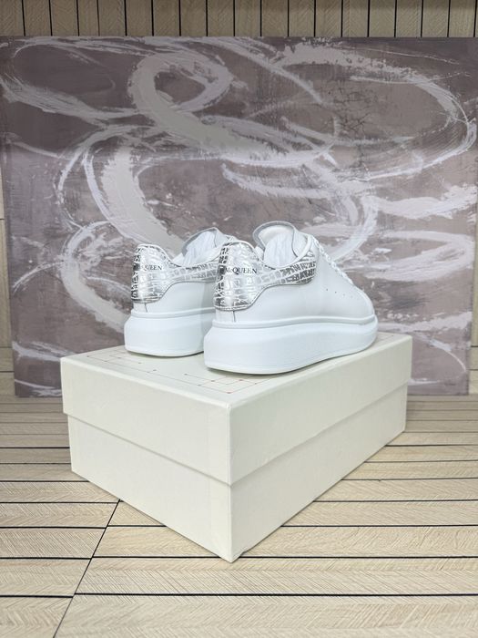 Alexander McQueen White Silver