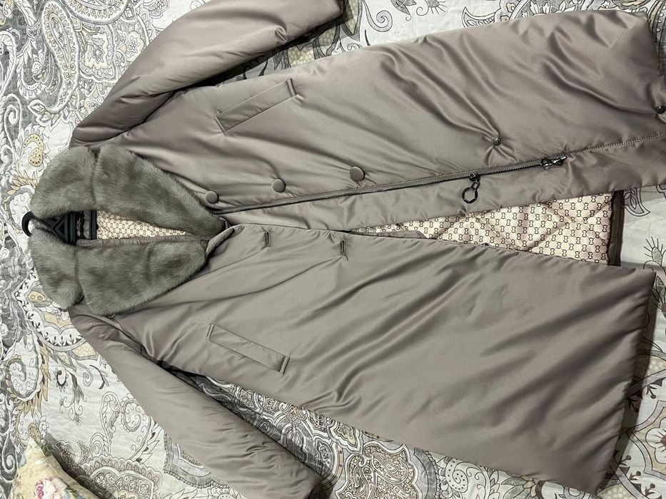 Продам зимнюю куртку