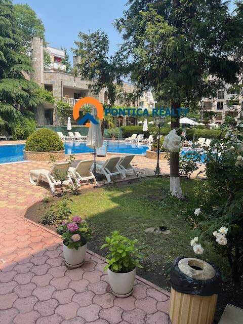 Голям двустаен апартамент в Слънчев Бряг