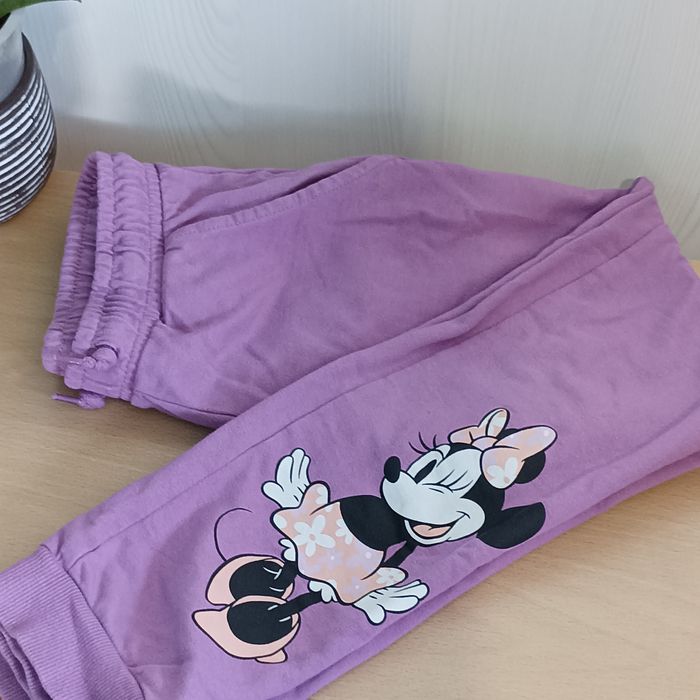 Дрехи за момиче!