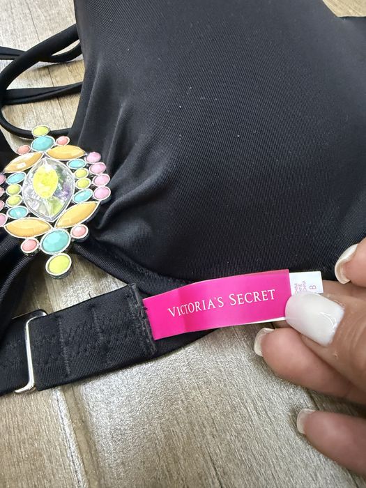 Бански Victoria’s Secret, Nike