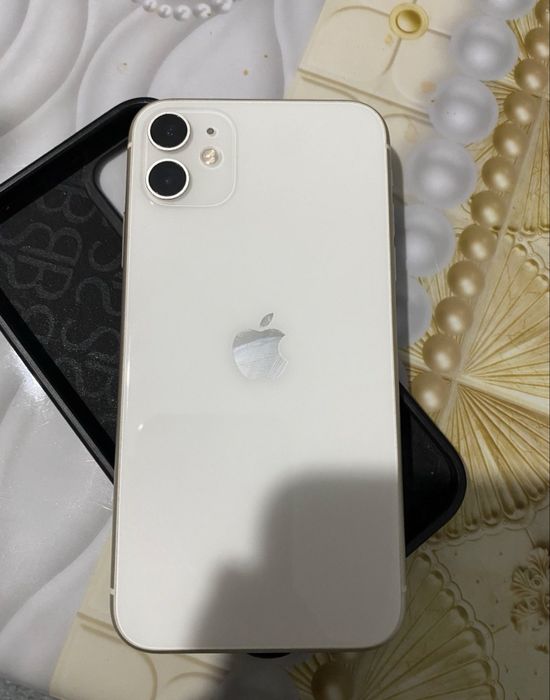 Айфон 11 128гб обмен