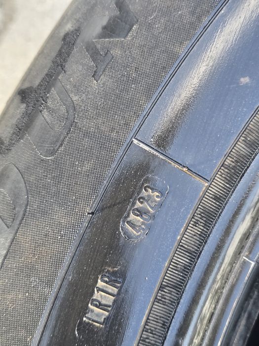 265 60 18 Dunlop