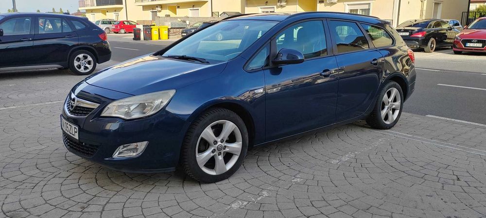 Opel Astra Opel Astra J 1.7 CDTI Sports Tourer