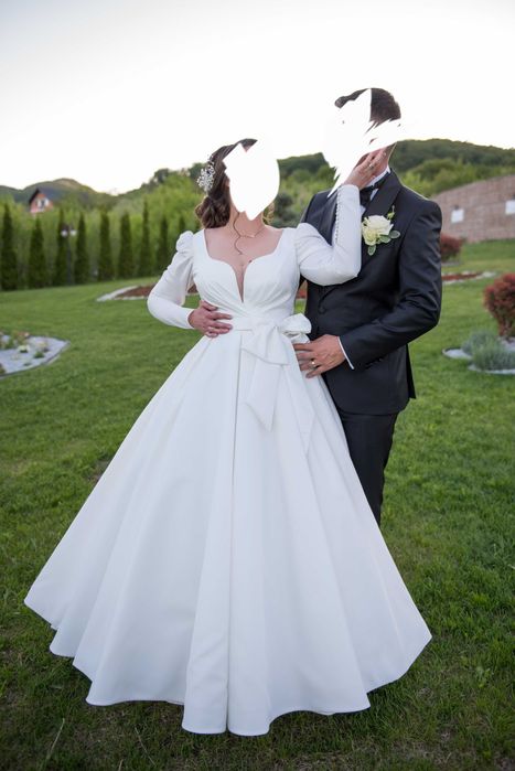 Vând rochie de mireasă