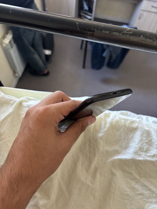 İphone Xr память 64 батарея 76