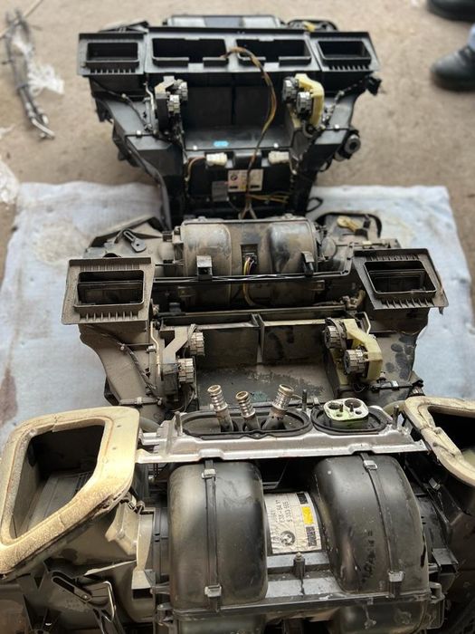 Радиатор печка Бмв Е38.