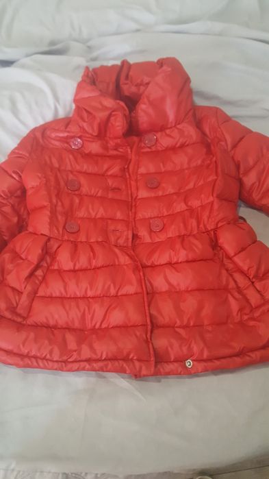 Шапки Куртки  от 2х до 20 лет б/у