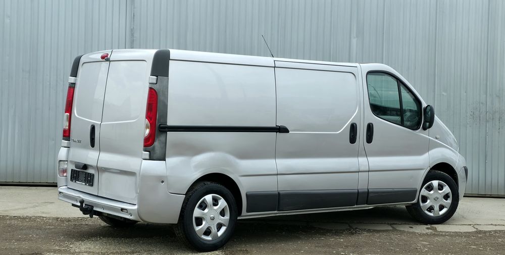Renault Trafic // Opel Vivaro 2.0 diesel 2012 L2H1 Modelul lung