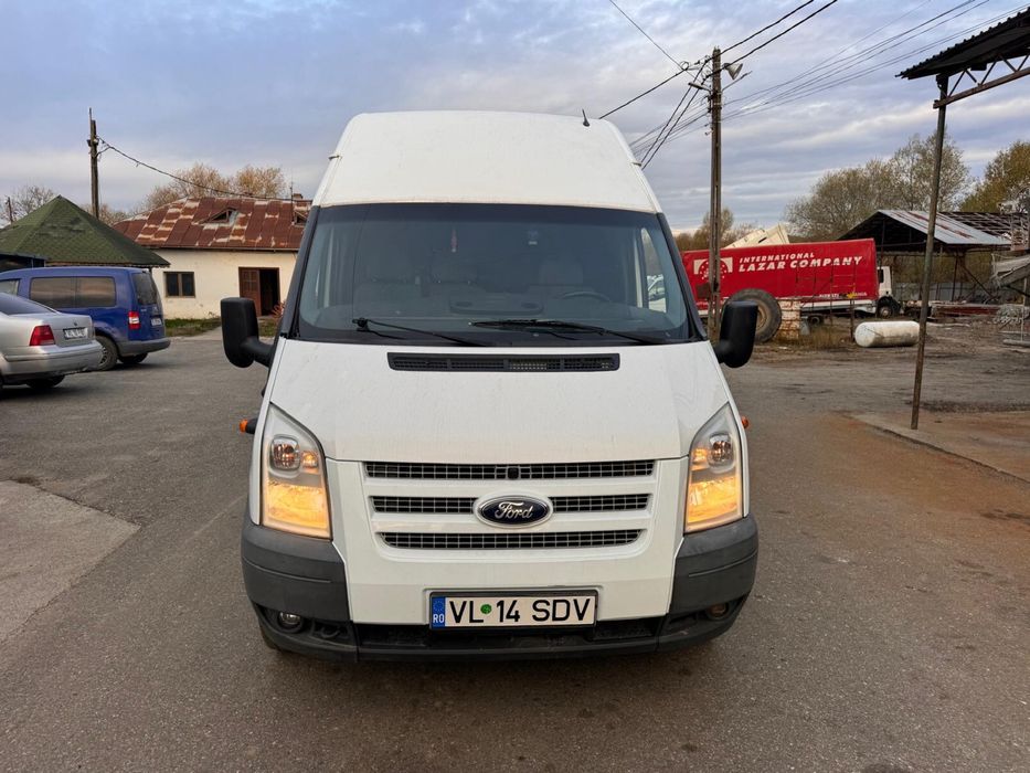 Ford Transit 2.2 TDCi Diesel – 2013 – 3 locuri – 3.5T