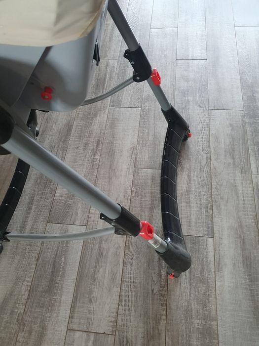 Scaun de masa  copii