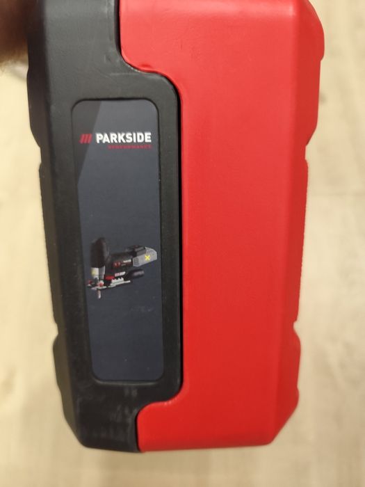 нови куфари Parksaid