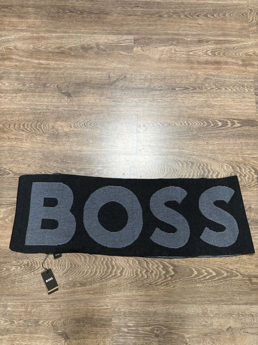 Син Шал  Boss Lamico_scarf
