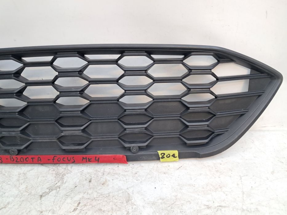 Грил решетка  Ford Focus mk4