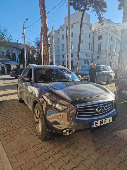 Infiniti QX70 3.0d