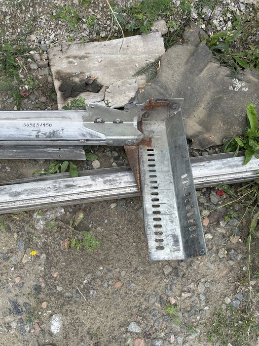 Продам направляющие рельсы