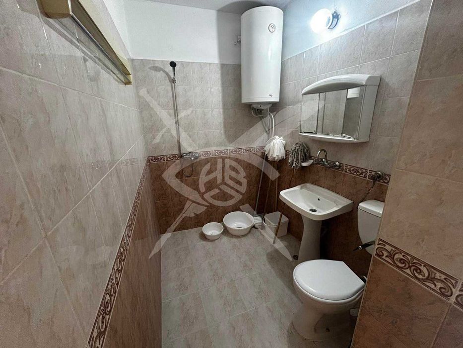 Продава се Двустаен апартамент в Пловдив, Изгрев - 48 кв.м за 1355 €/кв.м - Снимка #8