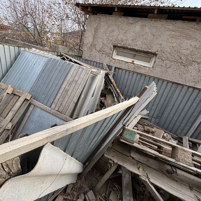 Вальер для собаки, хлам металл дерево