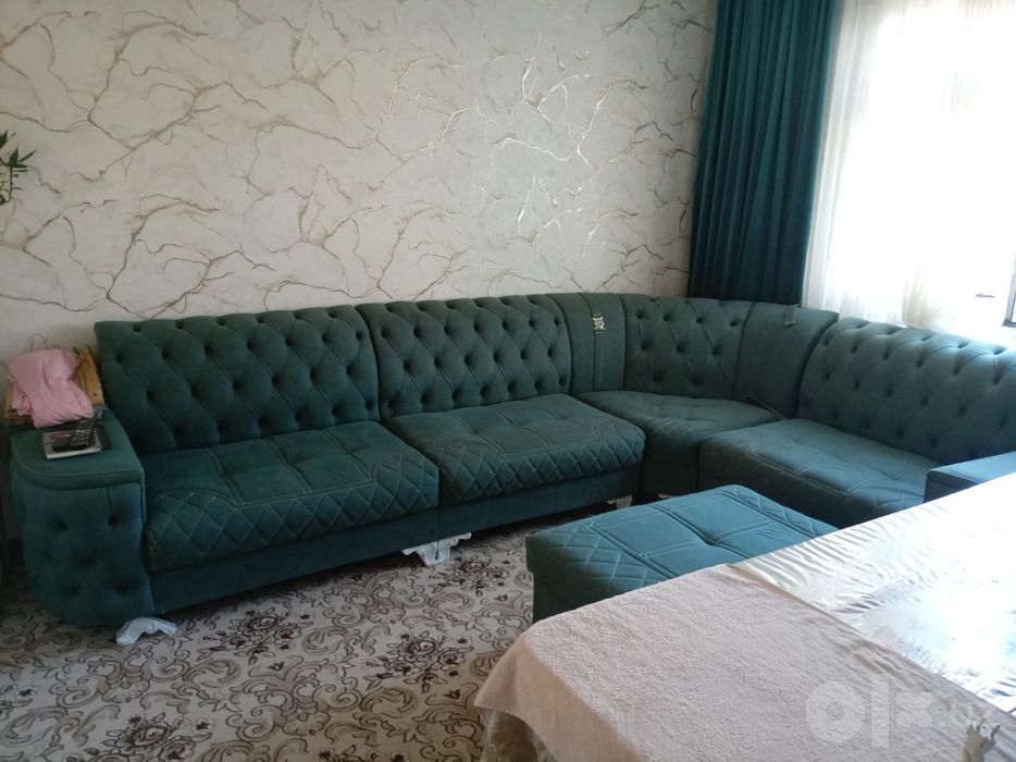 Ugolok mehmonhona uçun mebel