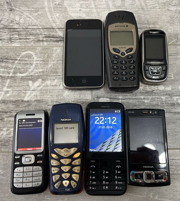 Lot telefoane retro