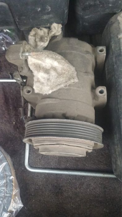 Продам компрессор от кондиционета Honda Elysion 3.5