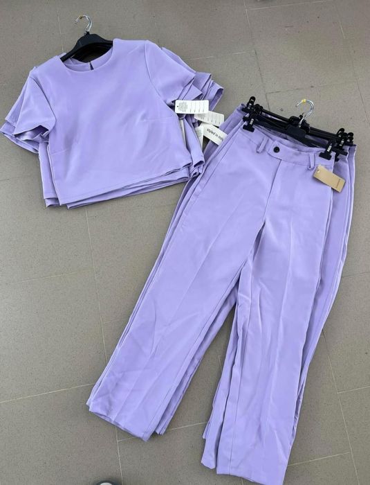 Комплект спортно-елегантен