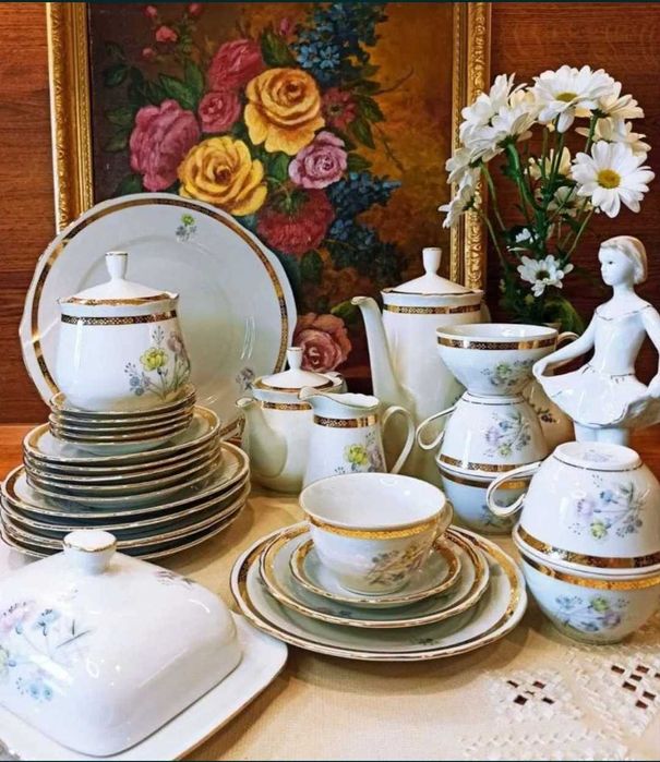 Винтажный чайный сервиз Мадонна