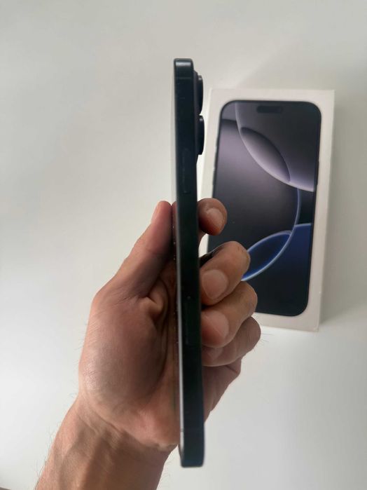 iPhone 16 Pro Max 512Gb