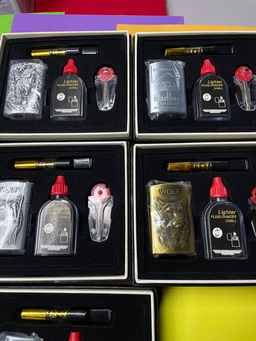 Зажигалка набор разные