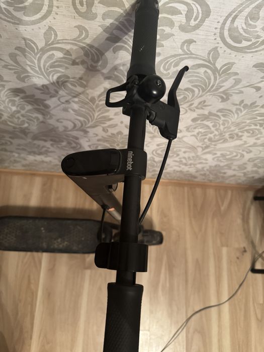 Продам ninebot f2