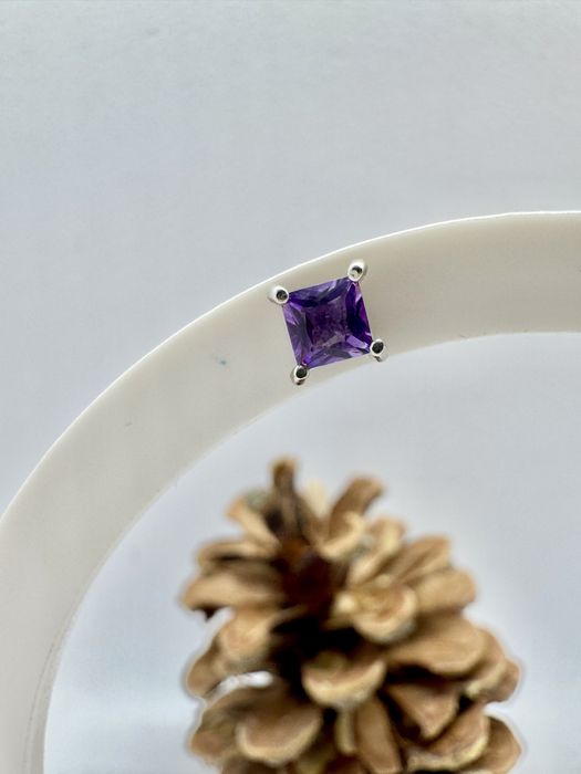 Сребърни обеци с естествен аметист