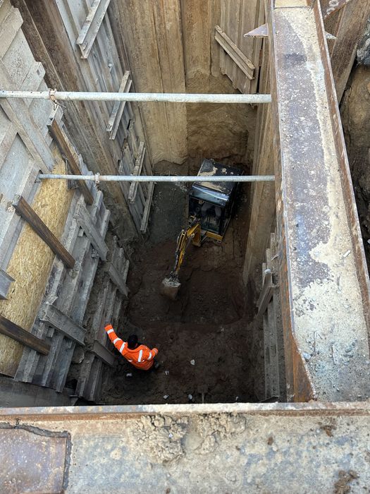 Executam: demolari, fundatii, cu buldoexcavatoare, miniexcavatoare