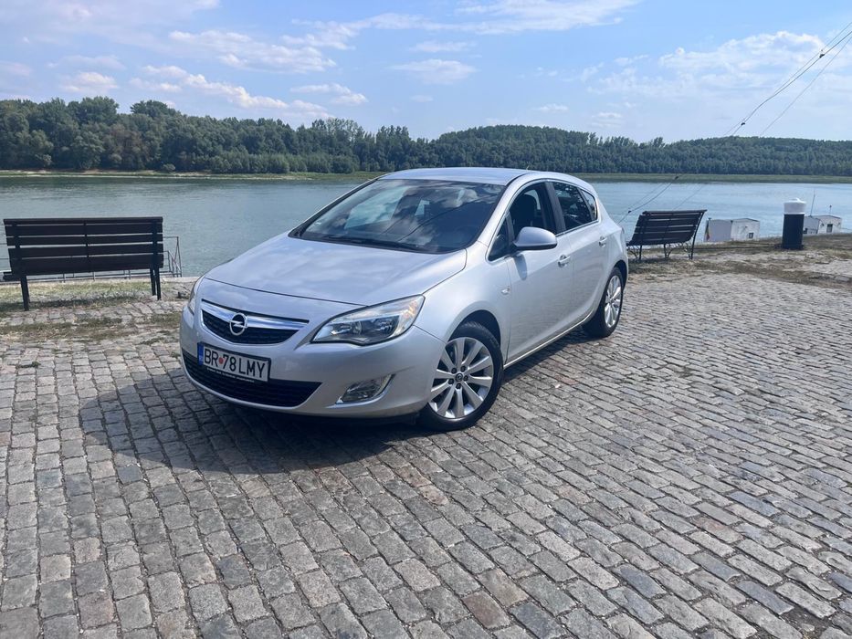OPEL Astra 2013 — imagine 2