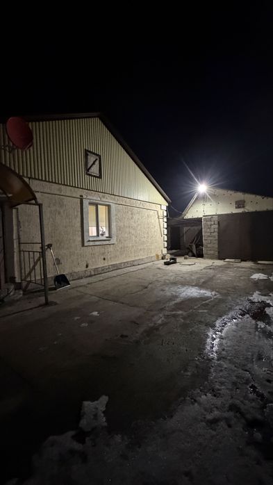 Продается дом в Плодоовощном с баней