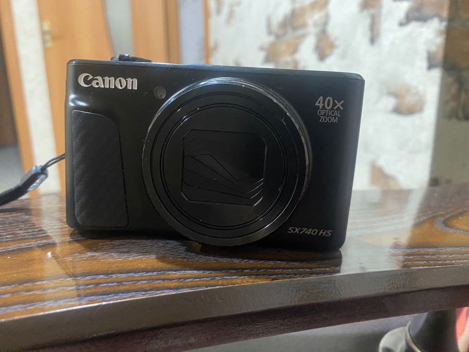 Canon Powershot sx740