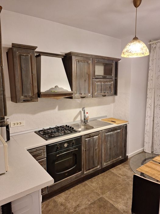 Inchiriez apartament ultracentral 2 camere proaspat renovat