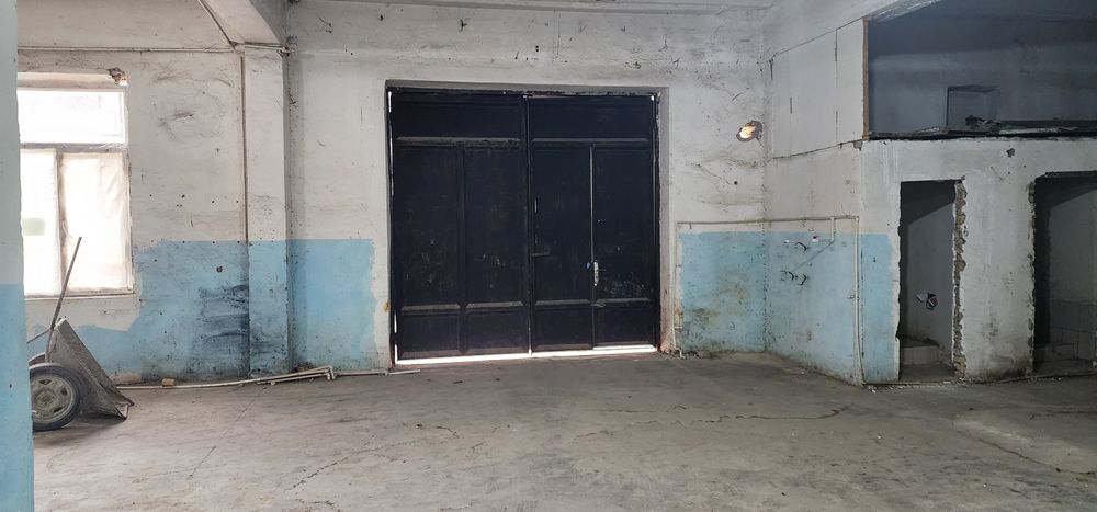 Сдается в аренду за кв метр 2 у. е. для производства, офис и другие.
