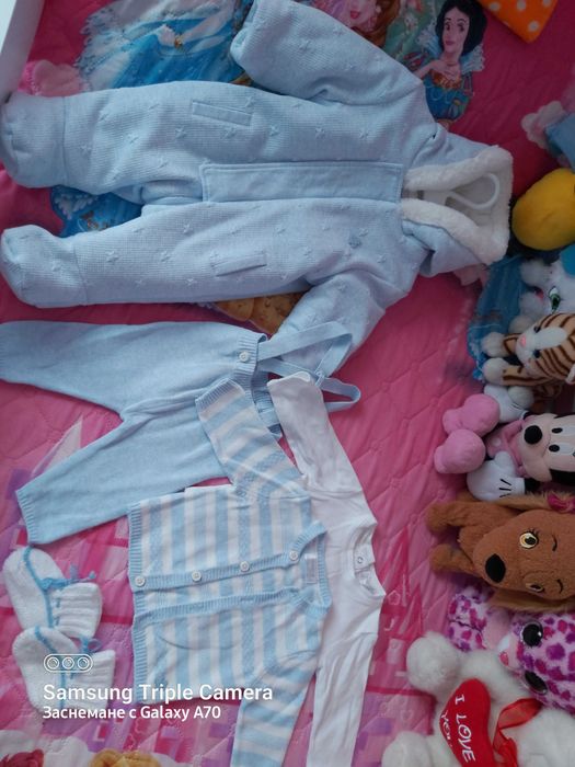 Дрехи за новородено момченце