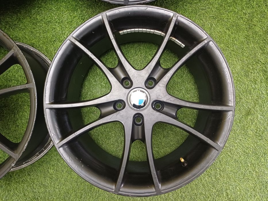 Диски R18 5x120 на BMW.