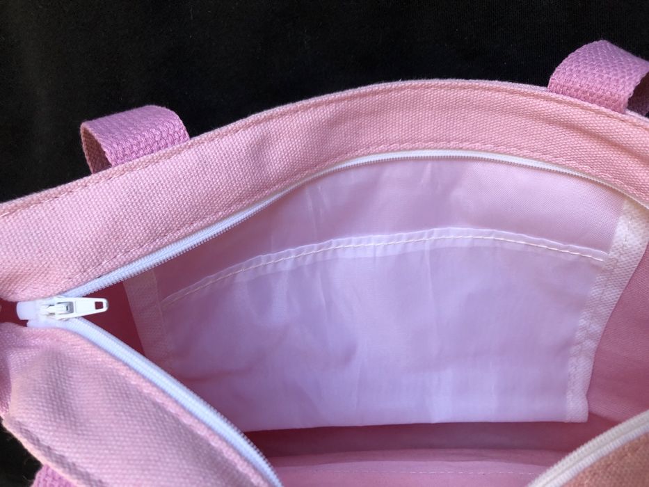 Продаётся красивый и модный шопер