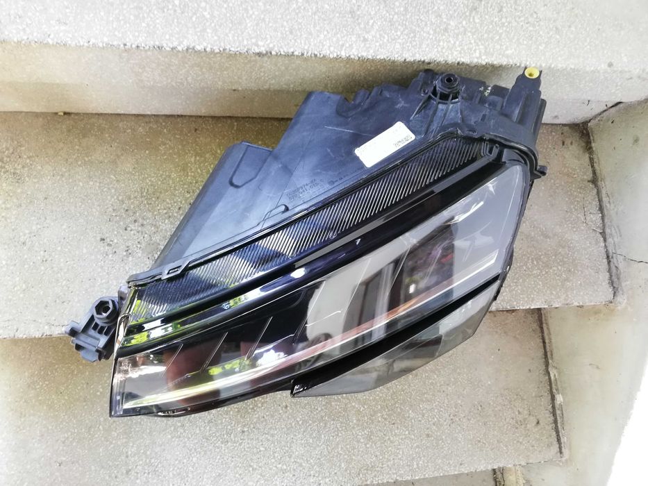Фарове Шкода Карок LED / Фар Skoda Karoq FULL LED ляв десен Оригинални