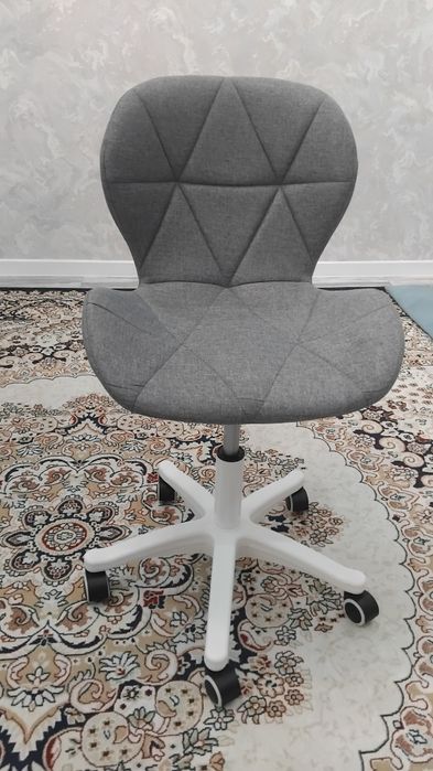 Вращающийся стулья