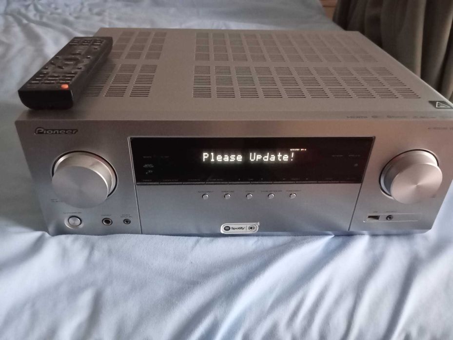 Receiver Pioneer VSX - 831