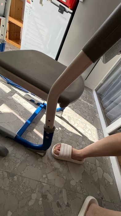 Парта школьная со стульчиком