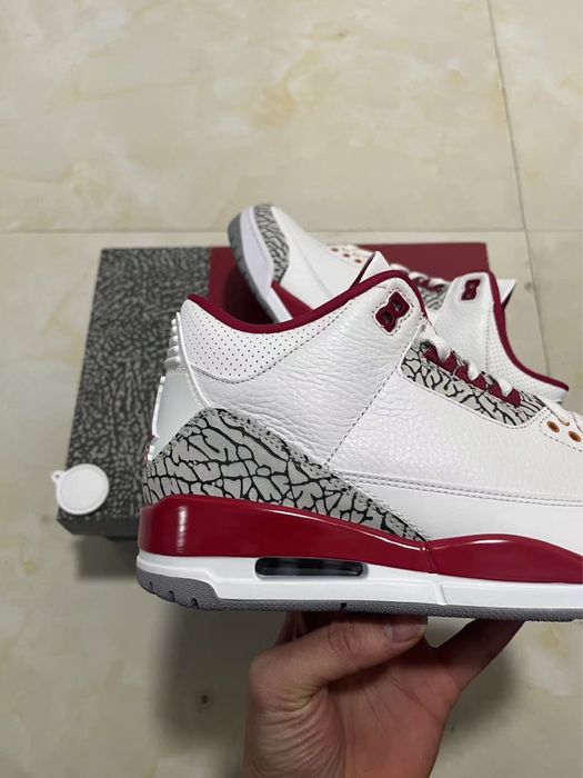 Air Jordan 3 Retro "Cardinal Red"