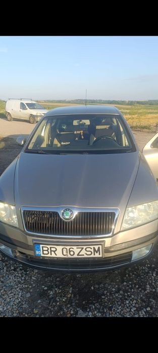 Mașină Skoda Octavia 2