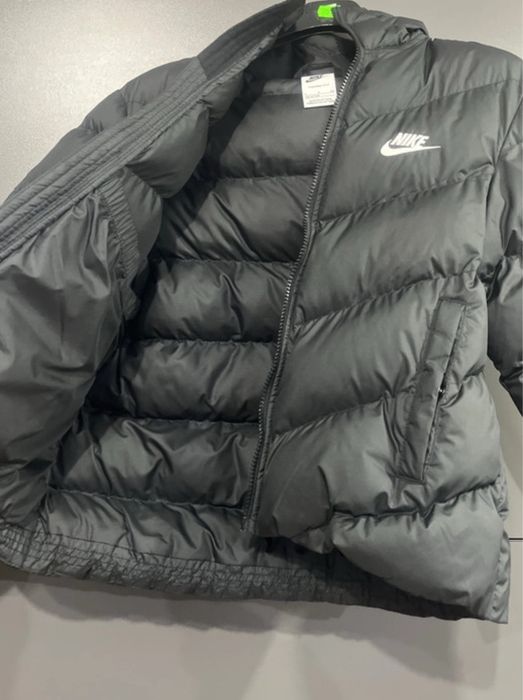 geaca nike therma fit pret negociabil