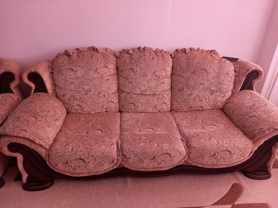 Диван в комплекте фабричный